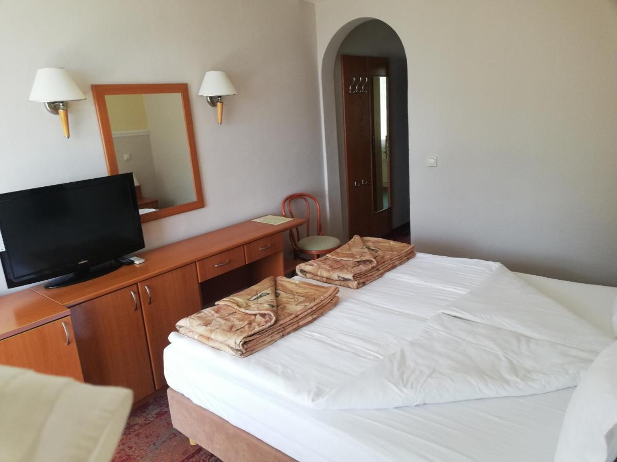 Hotel Makpetrol Struga Eksteriør billede