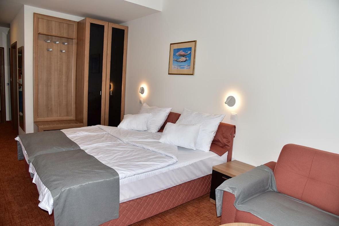 Hotel Makpetrol Struga Eksteriør billede